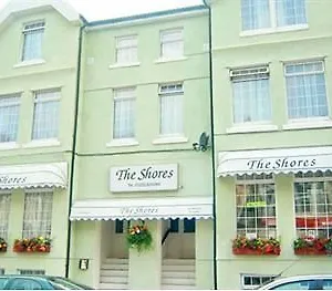 The Shores Hotel, Hotel